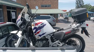 Honda Africa Twin 750 rd 07 stripping for spares