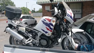 Honda Africa Twin 750 rd 07 stripping for spares