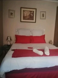 Fleurhof Dialy/Weekly/Monthly Accommodation R1500