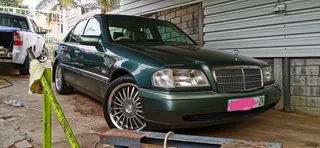 1995 MERCEDES W202 C220 FOR SALE OR SWOP