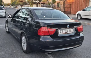 2010 BMW 3 Series Sedan