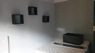 Room Sandton 4ways Magaliessig Females Only