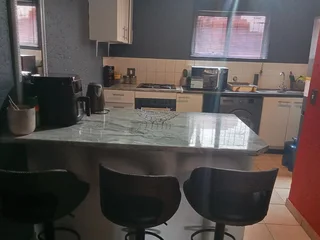 Furnished Room To Let In Ferndale - Female Tenant Only-all Inclusive