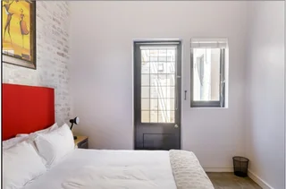 Fully Furnished  Cottage  - 2beds plus 2 Bathrooms Walmer Estate