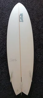 M*A*T Surfboard &amp; Bag (LIKE NEW)