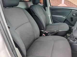 2020 Nissan NP200 1.6i Safety Pack 113kms