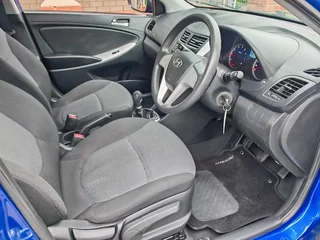 2012 Hyundai Accent Sedan