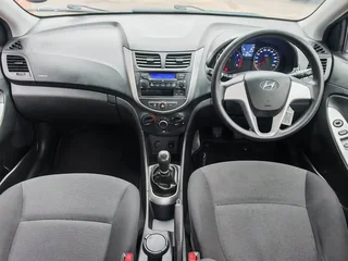 2012 Hyundai Accent Sedan