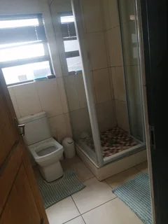 Outside room to rent