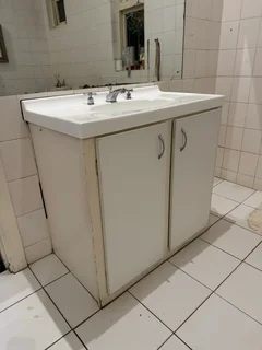 Bathroom vanity and basin