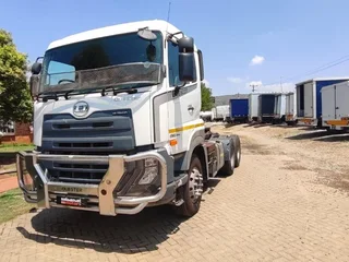 UD 440 Quester Truck Tractor
