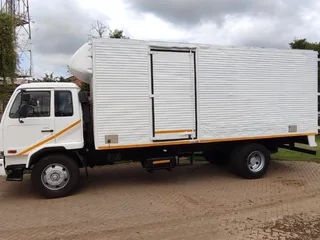 UD 80   27000  KMS