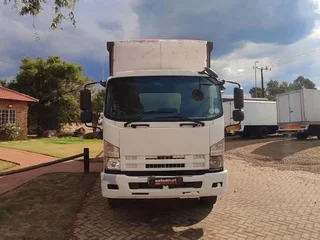 ISUZU FSR 800 TAUT LINER