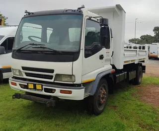 Isuzu Tipper 6 Cube R399000