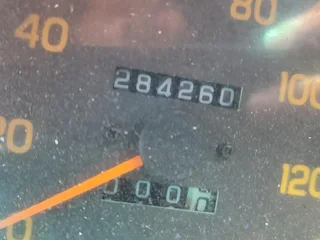 ISUZU TIPPER 6 Cube R399000