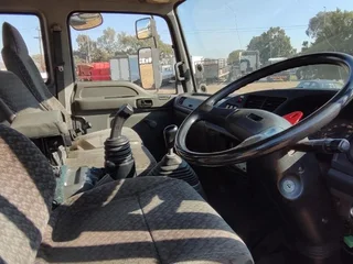 2012 ISUZU 73000 KMS