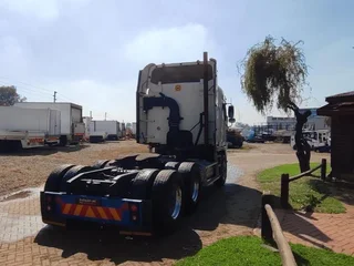 FREIGHT LINER  ARGOSY  ISX 500 Cummins