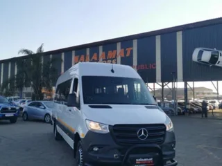 MERC SPRINTER 519 XL 23 Seater
