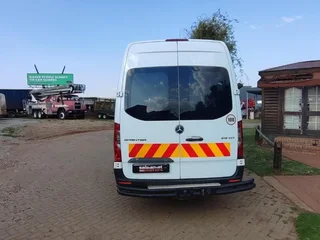 MERC SPRINTER 23 SEATER R599000