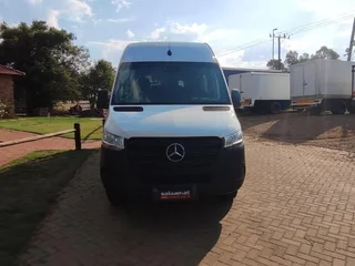 MERC SPRINTER 23 SEATER R599000
