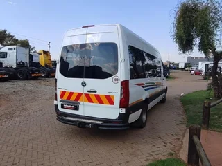 MERC SPRINTER 23 SEATER R599000
