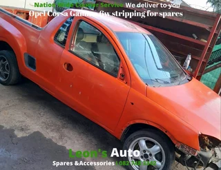 Opel Corsa gamma 6w stripping for spares