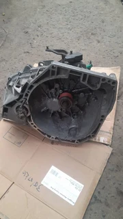 Nissan qashqai  1.2 HRA 6 speed gear box for sale