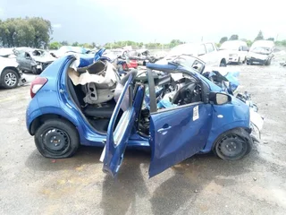 PEUGEOT 108 1.0 STRIPPING FOR SPARES