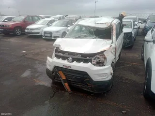 SUZUKI S.PRESSO 1.0 AUTOMATIC/MANUAL STRIPPING FOR SPARES