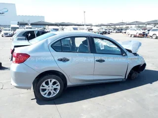 HONDA AMAZE AUTOMATIC/MANUAL 1.2 TREND STRIPPING FOR SPARES