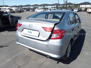 HONDA AMAZE AUTOMATIC/MANUAL 1.2 TREND STRIPPING FOR SPARES