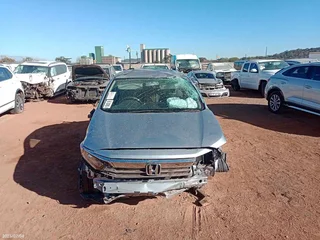 HONDA AMAZE AUTOMATIC/MANUAL 1.2 TREND STRIPPING FOR SPARES