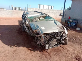 TOYOTA VX 4.0 V6 AUTOMATIC  STRIPPING FOR SPARES