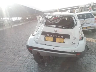 RENAULT DUSTER 1.6 LT DYNAMIQUE STRIPPING FOR SPARES