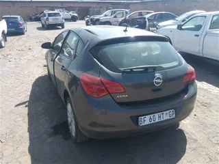 OPEL CORSA STRIPPING FOR SPARES