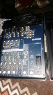 Yamaha mg82cx mixer