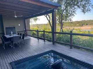 Stunning 10 sleeper timeshare unit for sale Faces Crocodile River looking into Kruger National Park