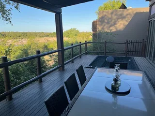 Stunning 10 sleeper timeshare unit for sale Faces Crocodile River looking into Kruger National Park