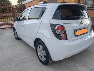Chevrolet Sonic, 2016 Model. 1.4 engine, with service book and all paper okay, Very neat. Driving wi