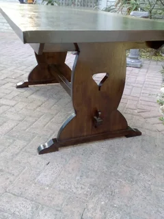 Patio Table - seats 6