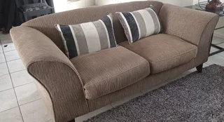 Wetherlys Designer couch - perfect condition