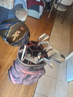Titleist golf set and Ogio bag