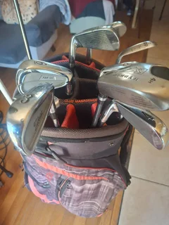 Titleist golf set and Ogio bag
