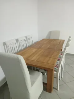 Dining room Table