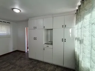 Flatlet For Rental - Kenwyn