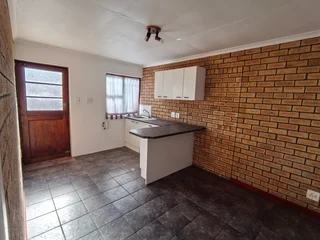 Flatlet For Rental - Kenwyn