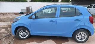 2021 Kia Picanto street