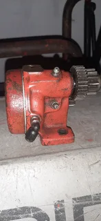 RIDGID PIPE THREADING MACHINES AND SPARES