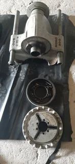 RIDGID PIPE THREADING MACHINES AND SPARES