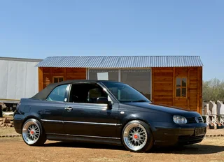 Volkswagen Golf Cabrio